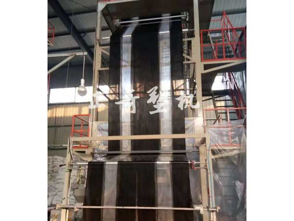 山東正奇塑料機械全自動雙色地膜設備生產線